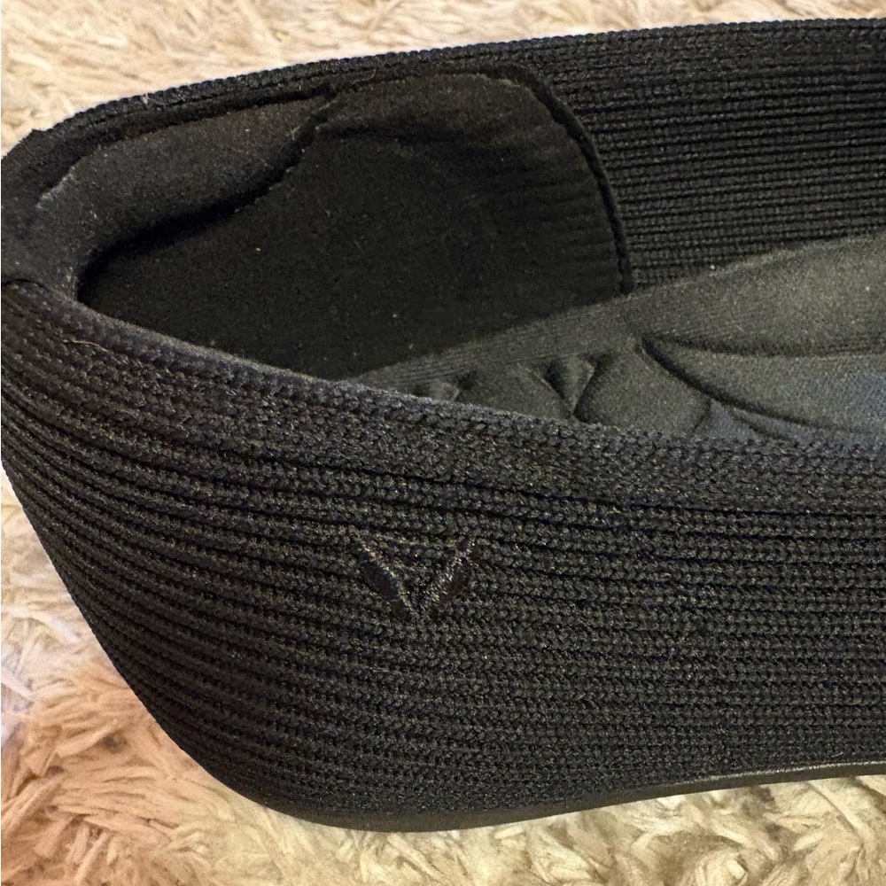 EUC VIVAIA Women's Margot Loafers - Picture 4 of 5